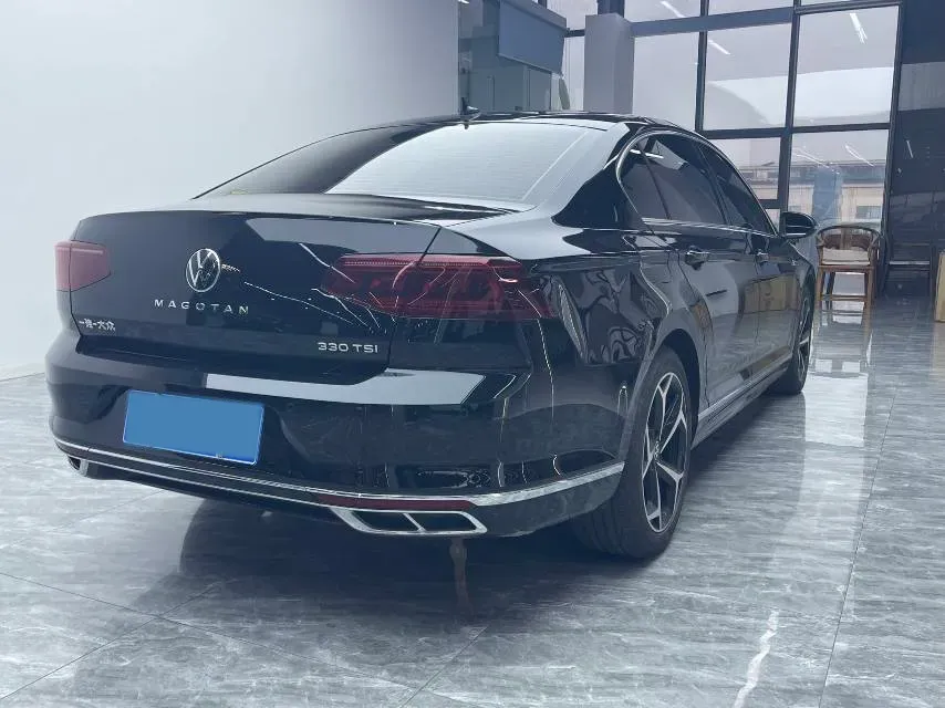 2023 Volkswagen Magotan 2.0T 186HP L4 7DCT,autocango,china used car exporter,china ev exporter,chinese used car exporter,chinese used ev exporter