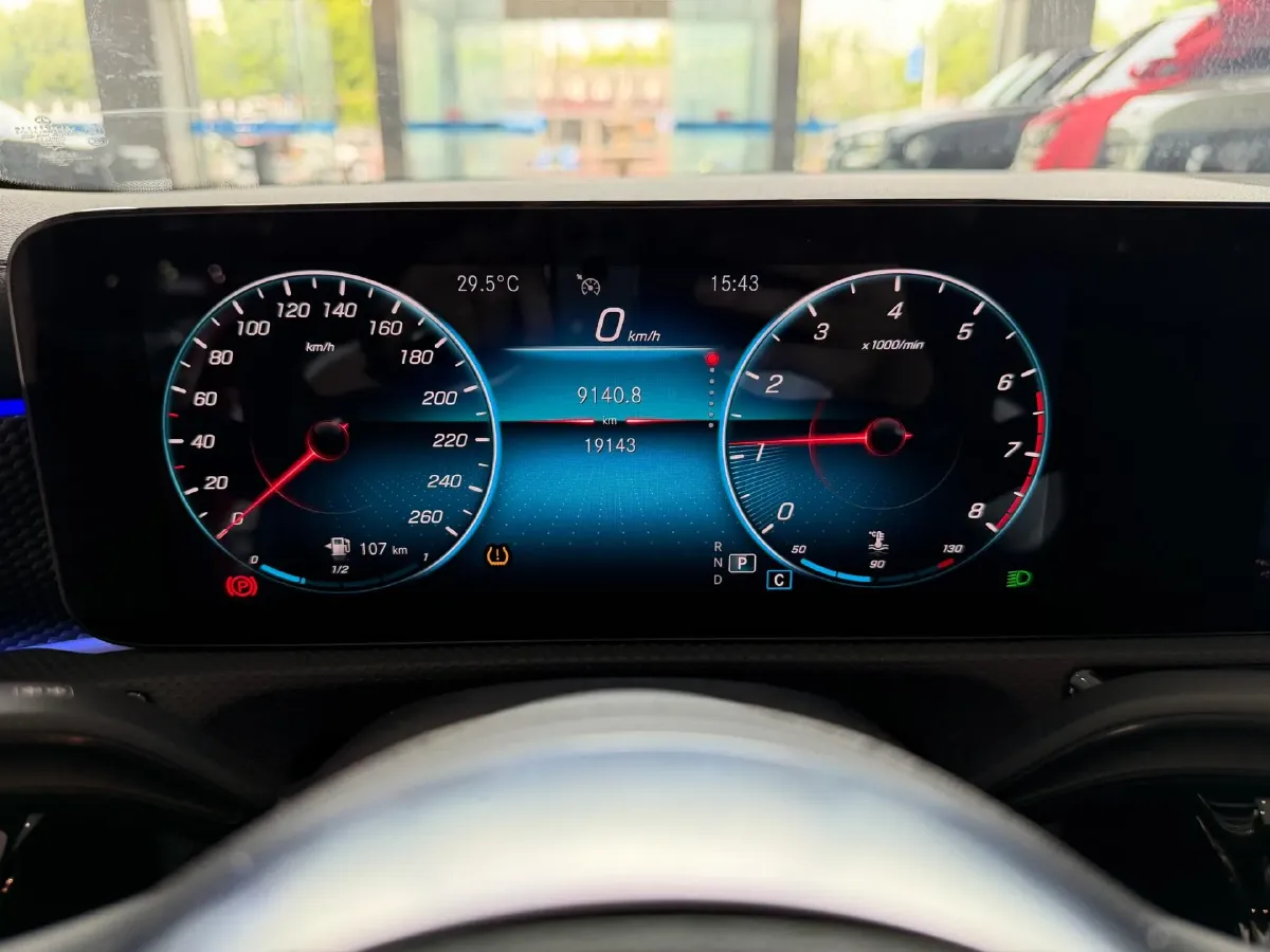 2021 Mercedes-Benz A Class 1.3T 163HP L4 7DCT,autocango,china used car exporter,china ev exporter,chinese used car exporter,chinese used ev exporter