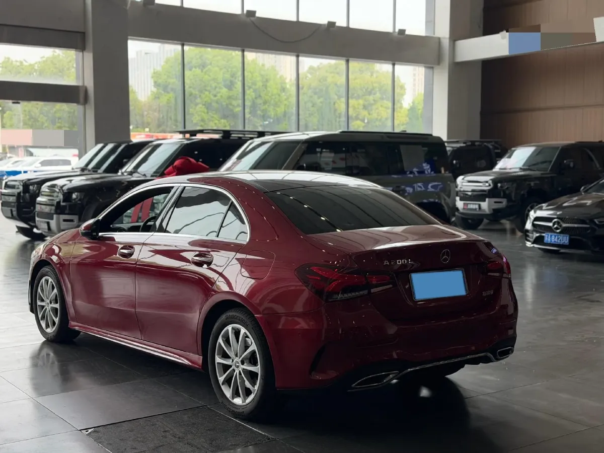 2021 Mercedes-Benz A Class 1.3T 163HP L4 7DCT,autocango,china used car exporter,china ev exporter,chinese used car exporter,chinese used ev exporter