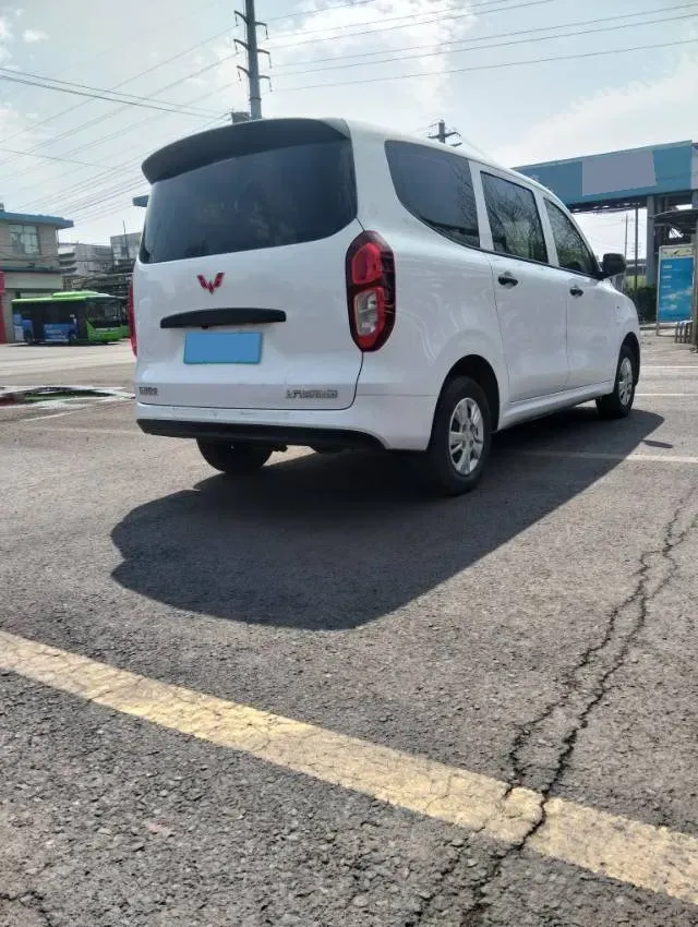 2024 WuLing HongGuang New Energy BEV 32.6KWH,autocango,china used car exporter,china ev exporter,chinese used car exporter,chinese used ev exporter