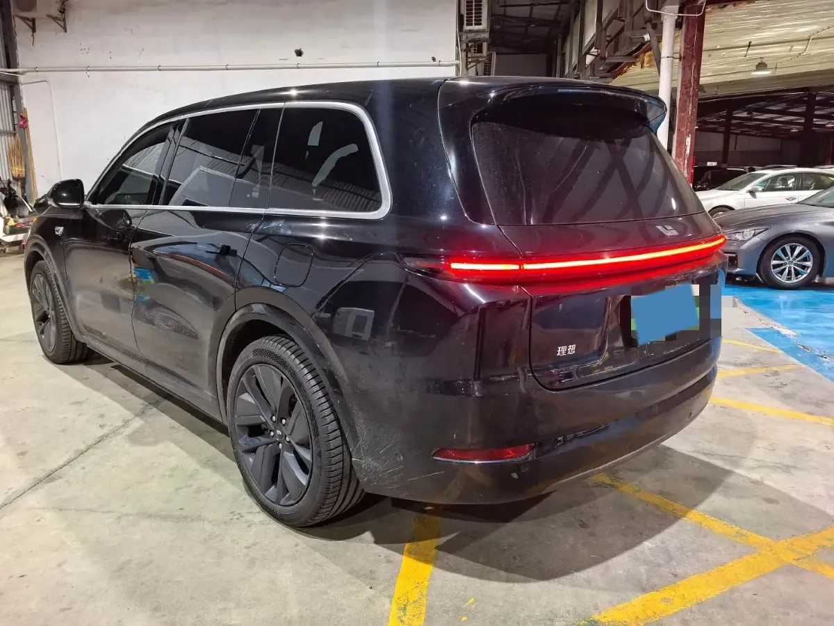 2024 Li L9 Range Extended 154HP REEV 52.3KWH,autocango,china used car exporter,china ev exporter,chinese used car exporter,chinese used ev exporter