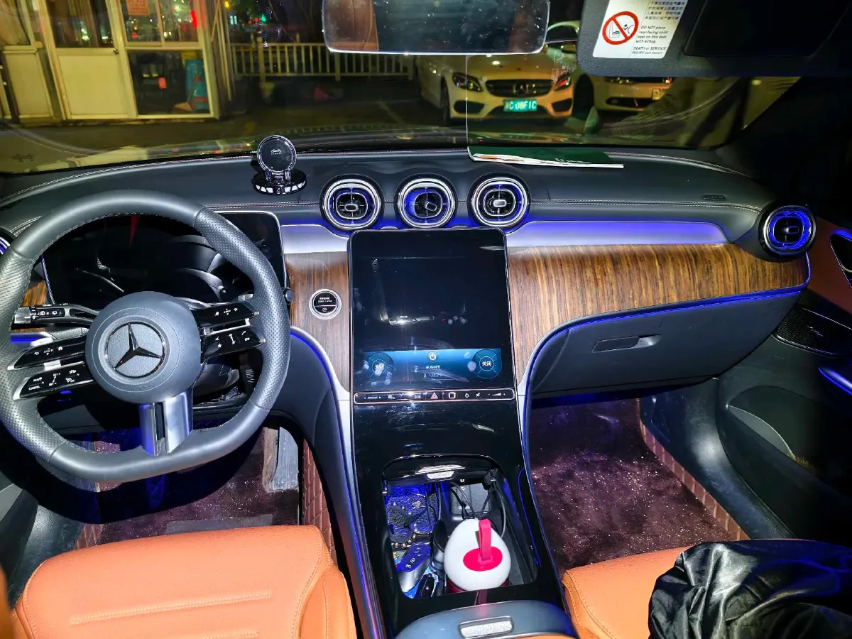 2025 Mercedes-Benz GLC Class 2.0T 258HP L4 9AT,autocango,china used car exporter,china ev exporter,chinese used car exporter,chinese used ev exporter