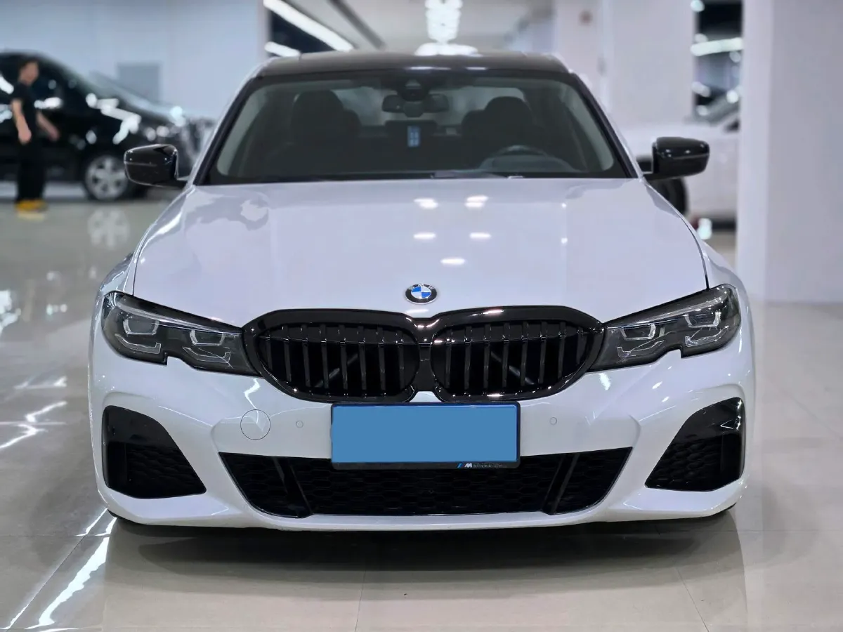 2022 BMW 3 Series 2.0T 258HP L4 8AT,autocango,china used car exporter,china ev exporter,chinese used car exporter,chinese used ev exporter