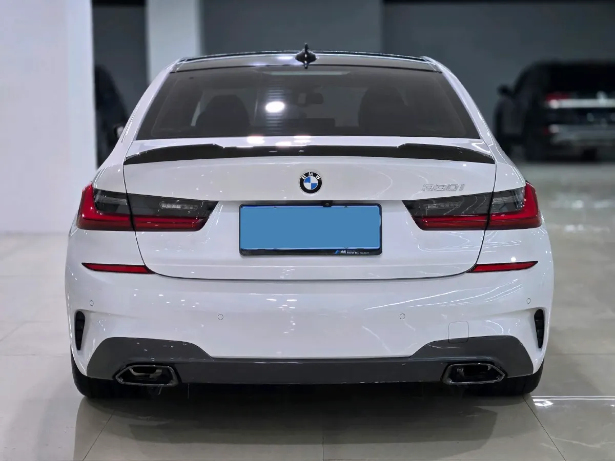 2022 BMW 3 Series 2.0T 258HP L4 8AT,autocango,china used car exporter,china ev exporter,chinese used car exporter,chinese used ev exporter
