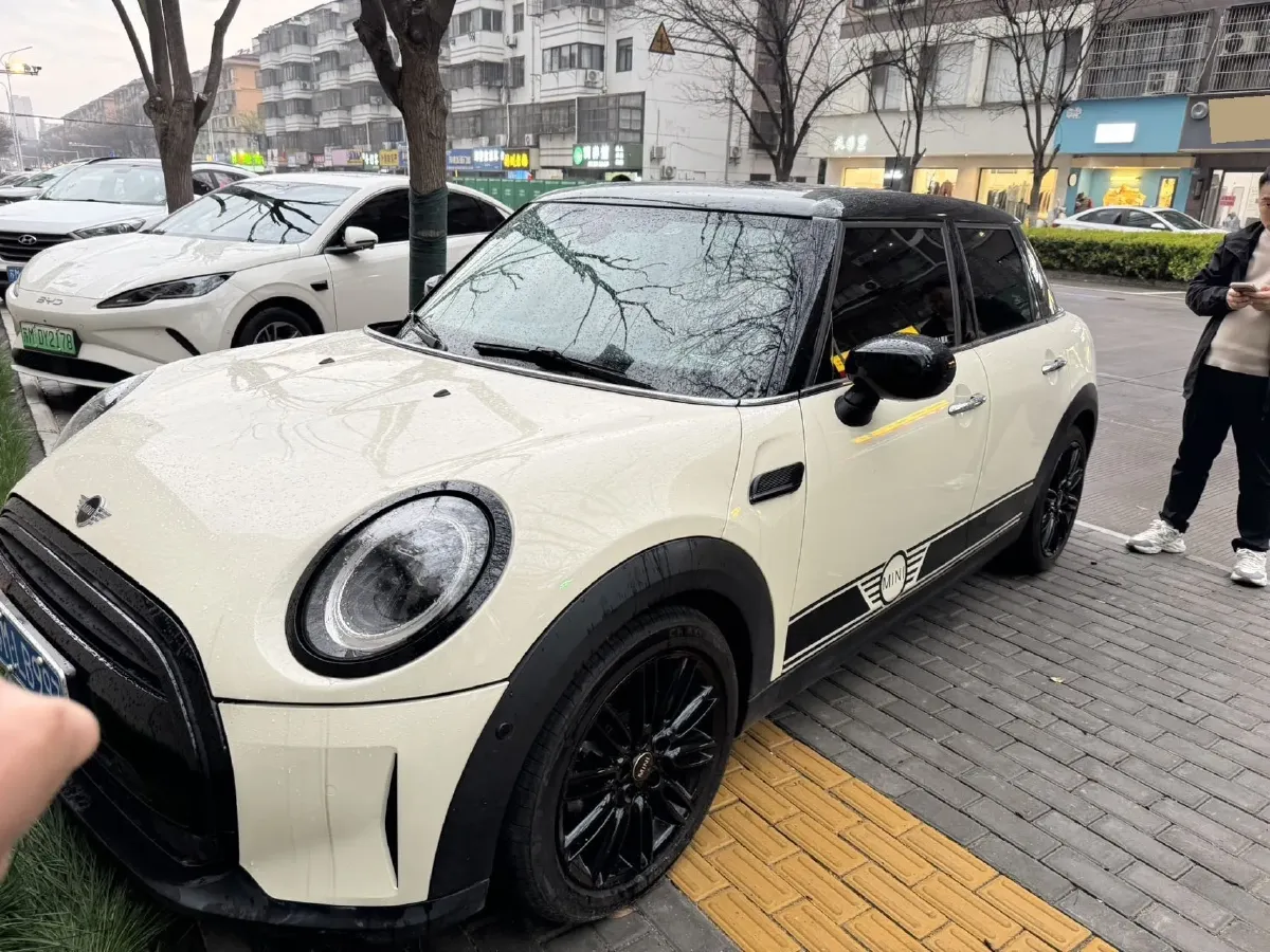 2021 MINI MINI 1.5T 136HP L3 7DCT,autocango,china used car exporter,china ev exporter,chinese used car exporter,chinese used ev exporter