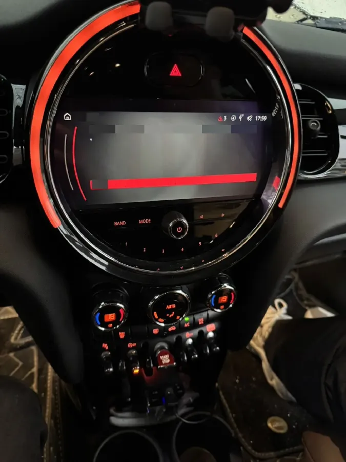 2021 MINI MINI 1.5T 136HP L3 7DCT,autocango,china used car exporter,china ev exporter,chinese used car exporter,chinese used ev exporter