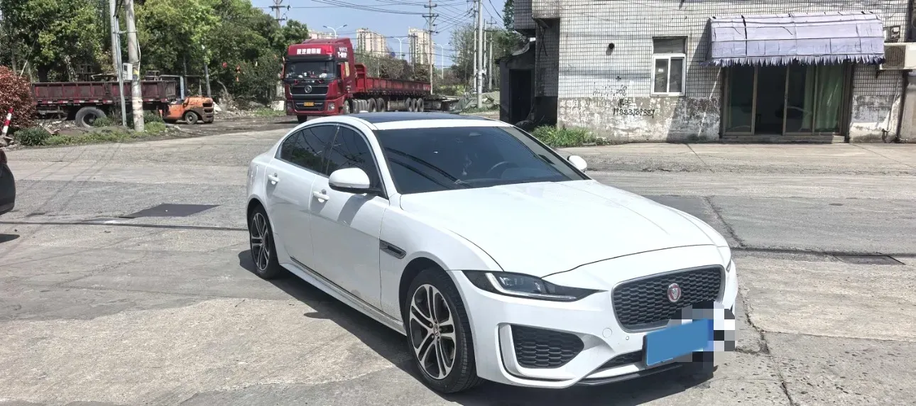 2022 Jaguar XEL 2.0T 250HP L4 8AT,autocango,china used car exporter,china ev exporter,chinese used car exporter,chinese used ev exporter