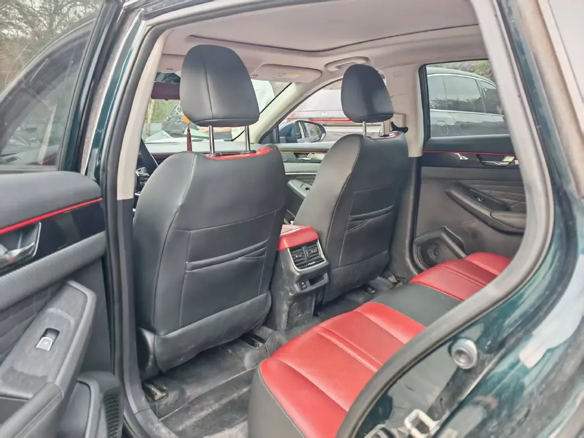 2021 DongFeng Aeolus YiXuan MAX 1.5T 190HP L4 7DCT,autocango,china used car exporter,china ev exporter,chinese used car exporter,chinese used ev exporter