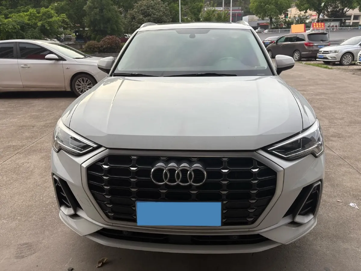 2021 Audi Q3 1.4T 150HP L4 7DCT,autocango,china used car exporter,china ev exporter,chinese used car exporter,chinese used ev exporter