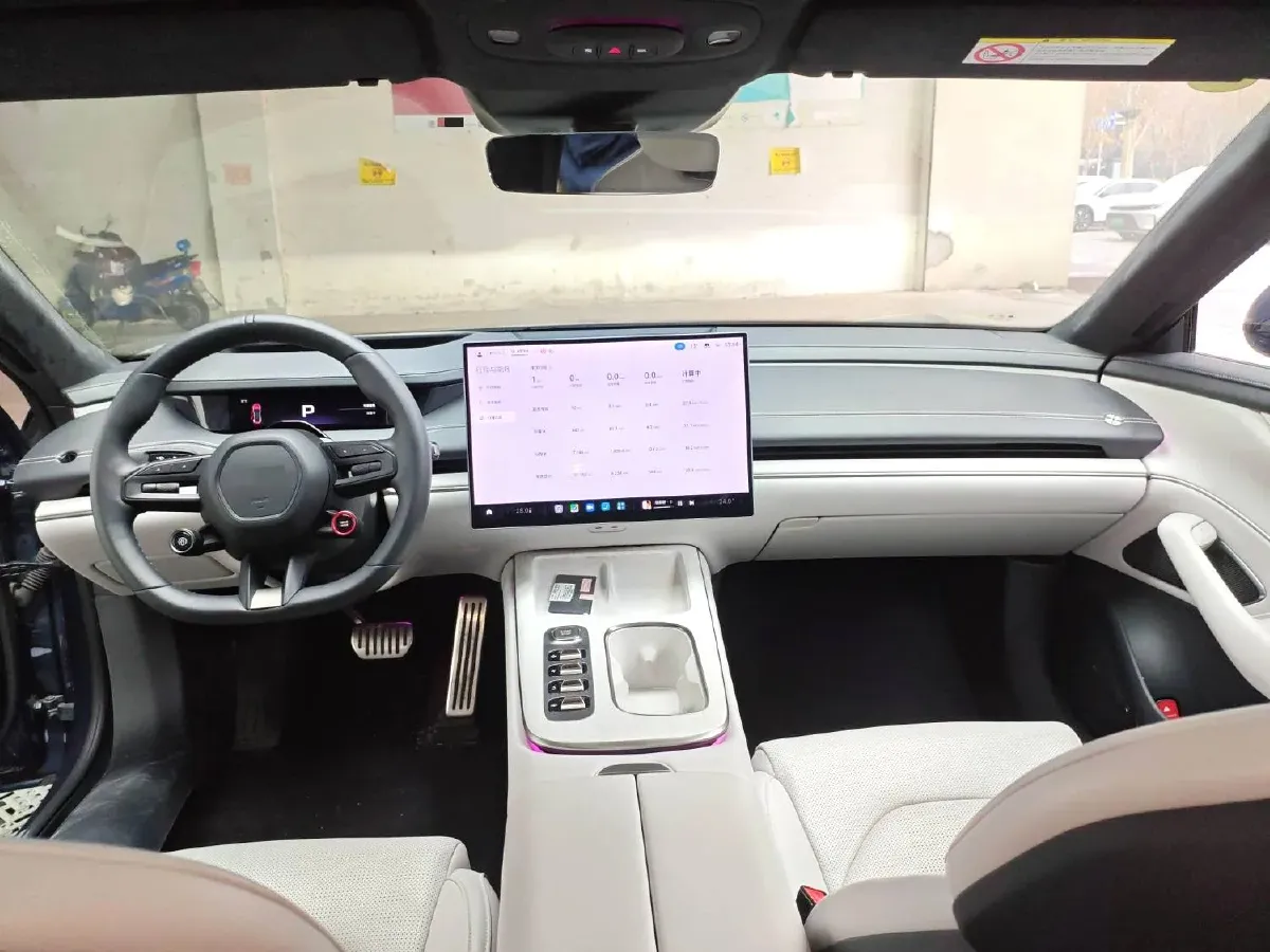 2024 MI SU7 BEV 101KWH,autocango,china used car exporter,china ev exporter,chinese used car exporter,chinese used ev exporter