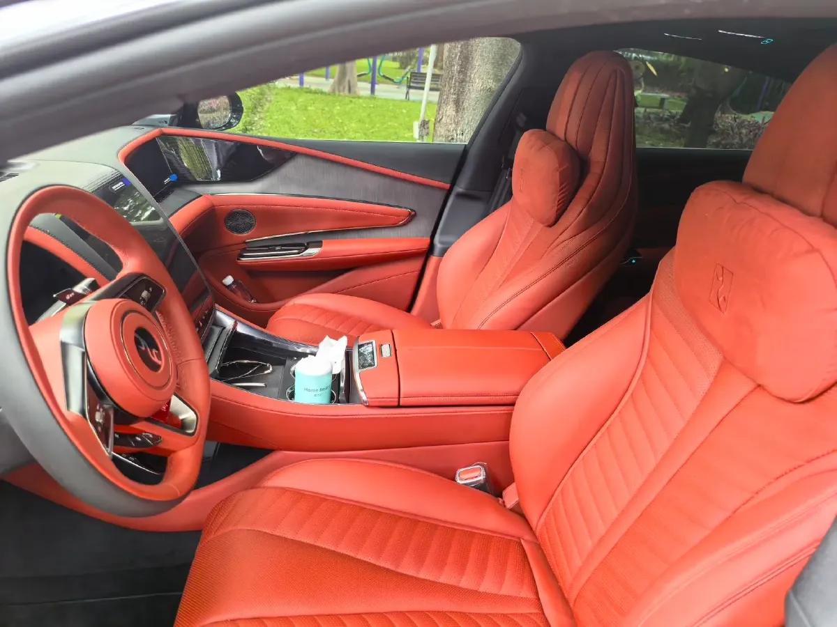 2025 YangWang U7 2.0T 245HP H4 E-CVT PHEV 52.4KWH,autocango,china used car exporter,china ev exporter,chinese used car exporter,chinese used ev exporter