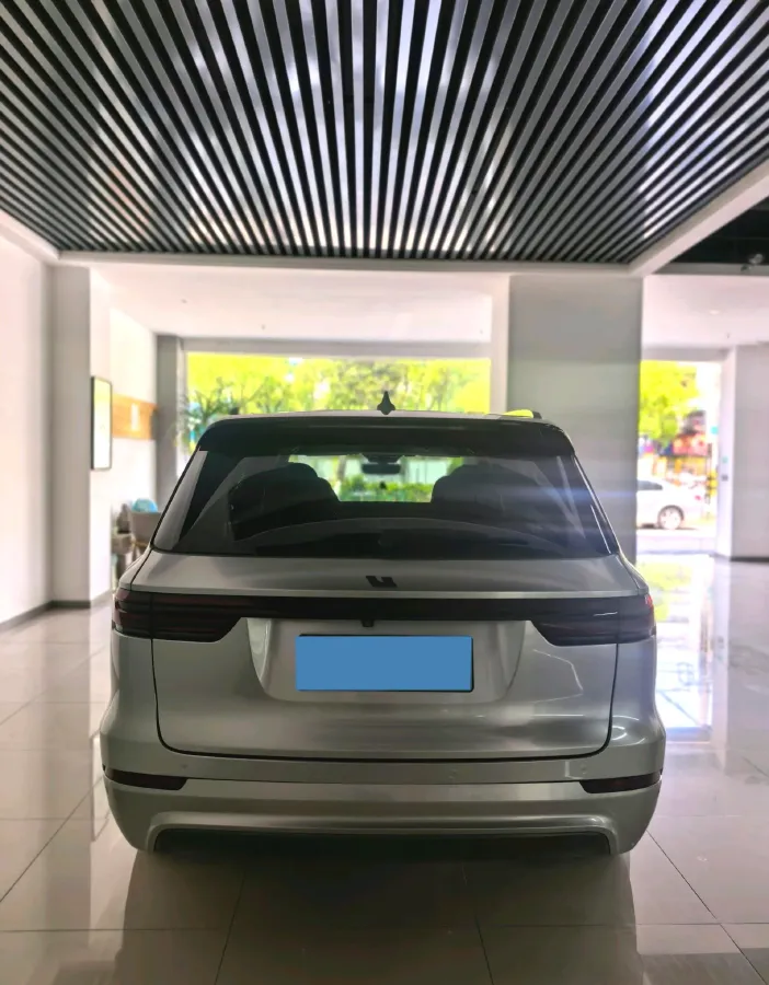 2020 Li ONE Range Extended 131HP REEV 40.5KWH,autocango,china used car exporter,china ev exporter,chinese used car exporter,chinese used ev exporter