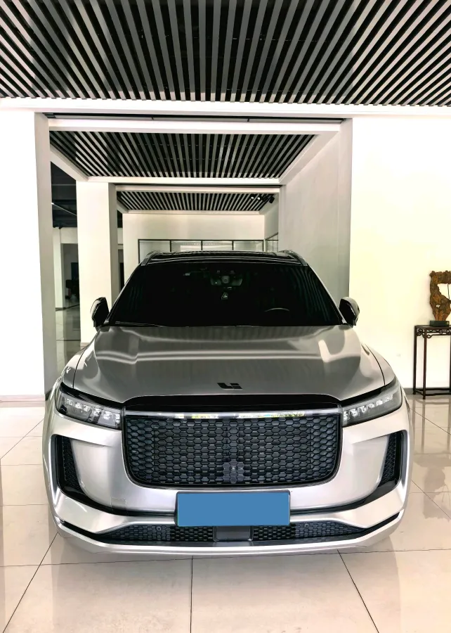 2020 Li ONE Range Extended 131HP REEV 40.5KWH,autocango,china used car exporter,china ev exporter,chinese used car exporter,chinese used ev exporter