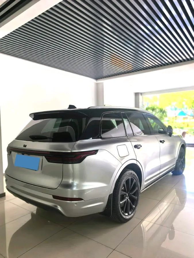 2020 Li ONE Range Extended 131HP REEV 40.5KWH,autocango,china used car exporter,china ev exporter,chinese used car exporter,chinese used ev exporter