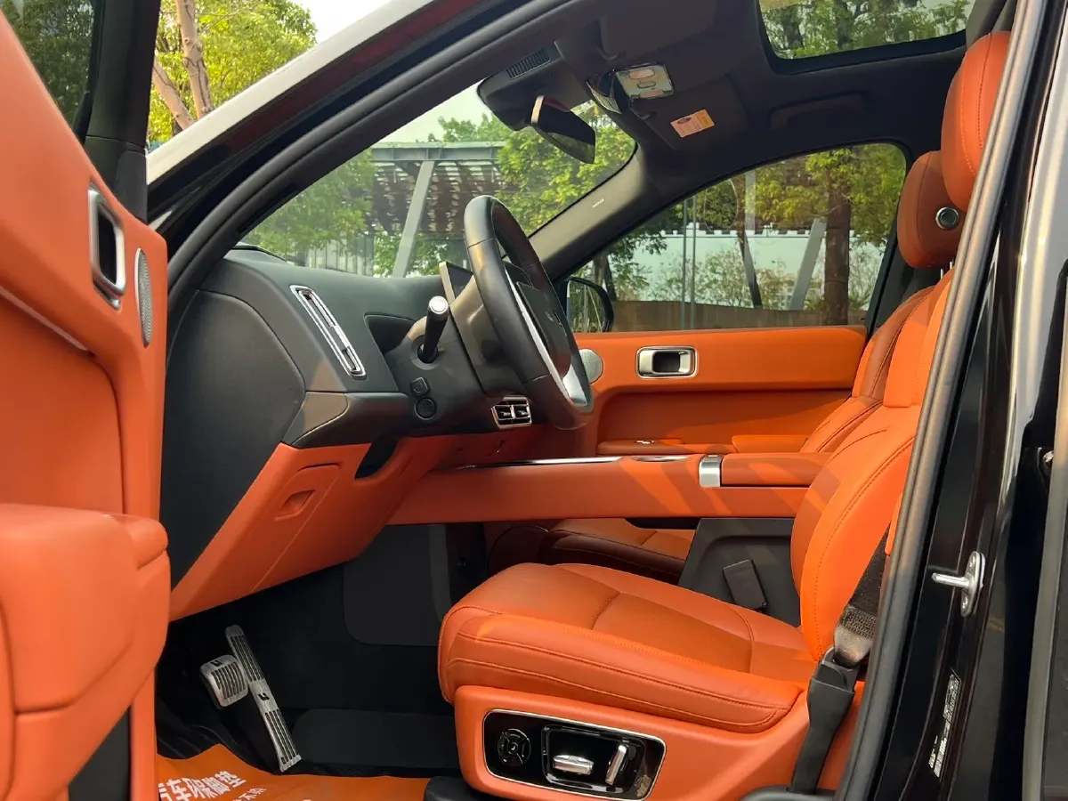 2023 Li L7 Range Extended 154HP REEV 40.9KWH,autocango,china used car exporter,china ev exporter,chinese used car exporter,chinese used ev exporter