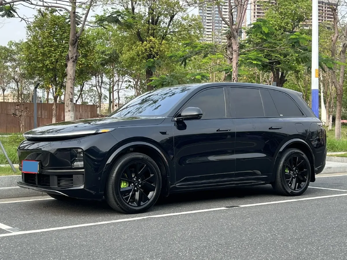 2023 Li L7 Range Extended 154HP REEV 40.9KWH,autocango,china used car exporter,china ev exporter,chinese used car exporter,chinese used ev exporter