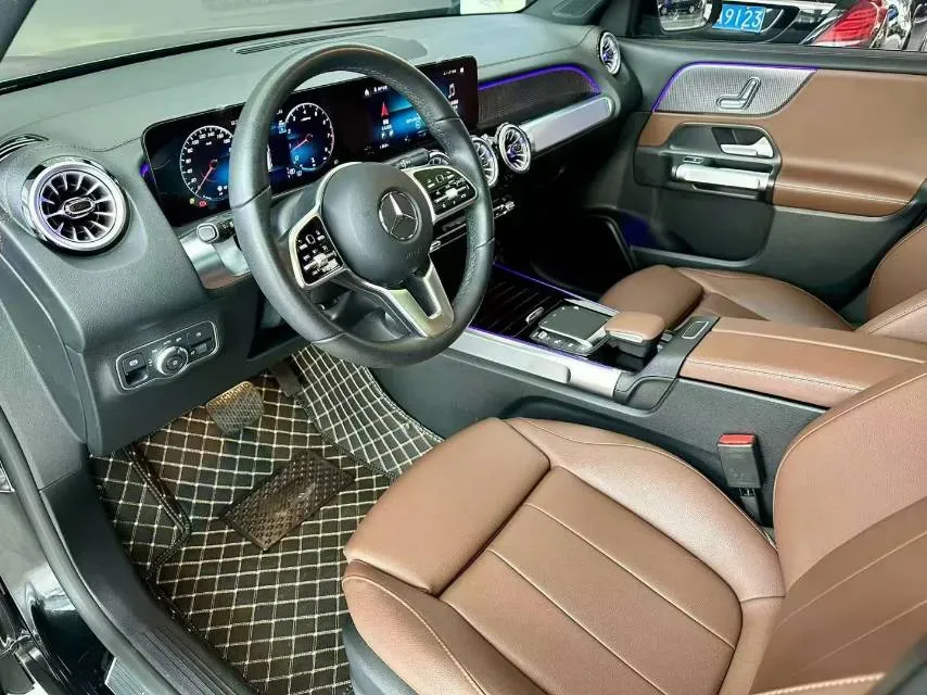 2023 Mercedes-Benz GLB Class 2.0T 190HP L4 8DCT,autocango,china used car exporter,china ev exporter,chinese used car exporter,chinese used ev exporter
