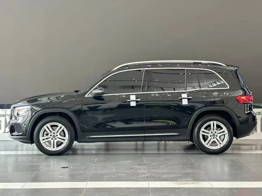 2023 Mercedes-Benz GLB Class 2.0T 190HP L4 8DCT,autocango,china used car exporter,china ev exporter,chinese used car exporter,chinese used ev exporter