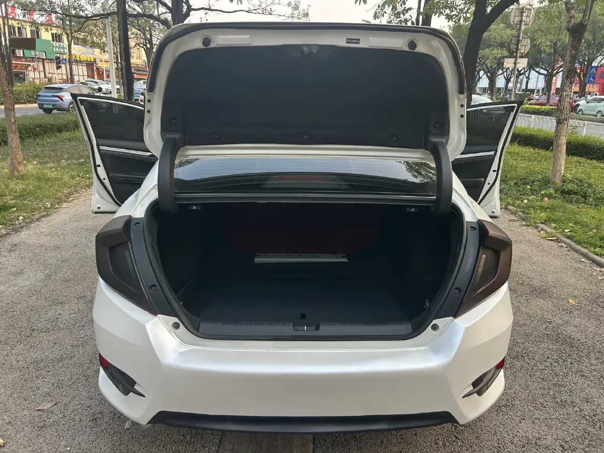 2019 Honda Civic 1.5T 177HP L4 CVT,autocango,china used car exporter,china ev exporter,chinese used car exporter,chinese used ev exporter