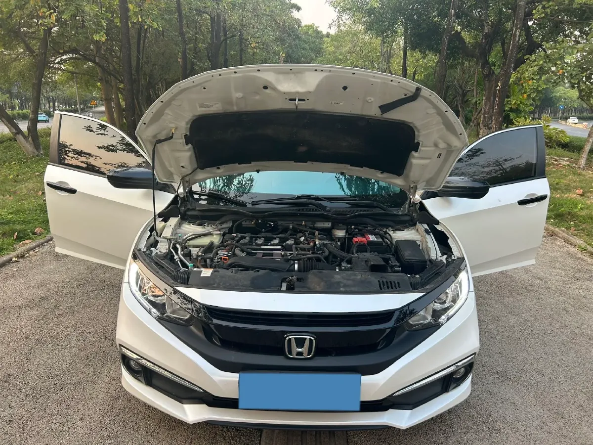 2019 Honda Civic 1.5T 177HP L4 CVT,autocango,china used car exporter,china ev exporter,chinese used car exporter,chinese used ev exporter