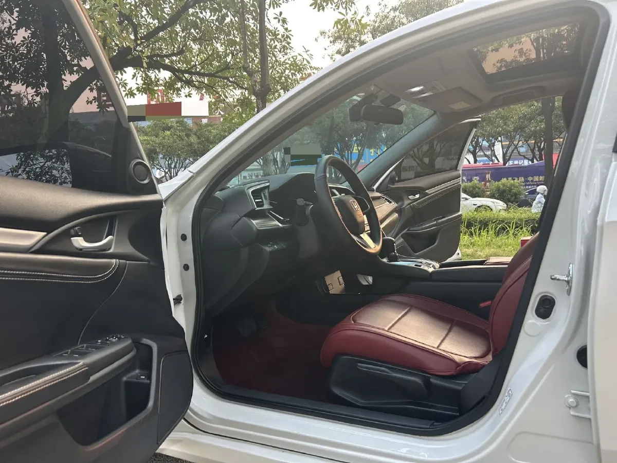 2019 Honda Civic 1.5T 177HP L4 CVT,autocango,china used car exporter,china ev exporter,chinese used car exporter,chinese used ev exporter