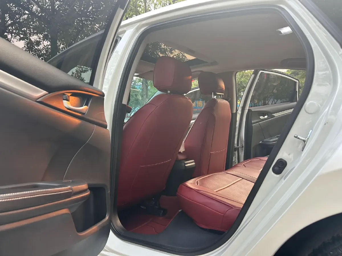 2019 Honda Civic 1.5T 177HP L4 CVT,autocango,china used car exporter,china ev exporter,chinese used car exporter,chinese used ev exporter