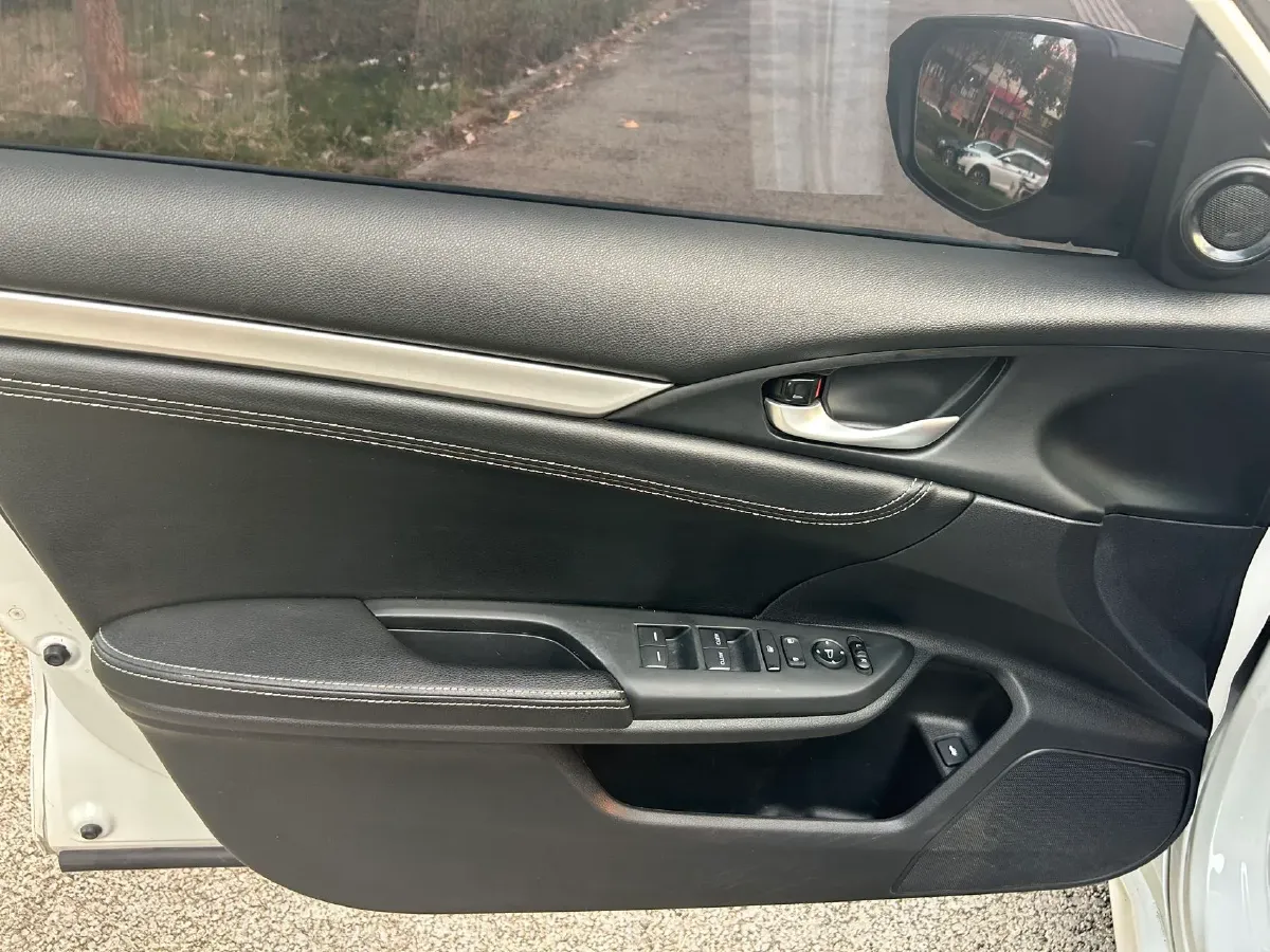 2019 Honda Civic 1.5T 177HP L4 CVT,autocango,china used car exporter,china ev exporter,chinese used car exporter,chinese used ev exporter