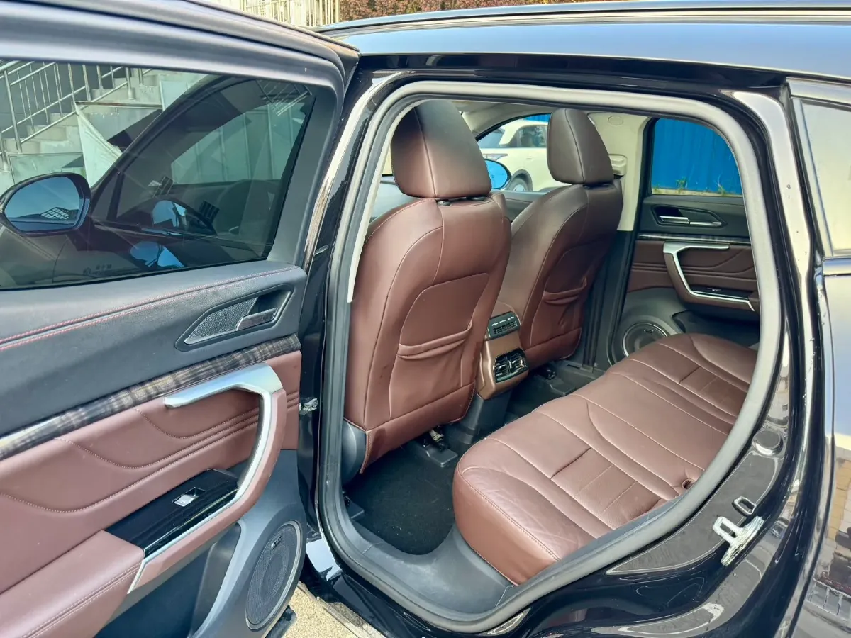 2017 WEY VV5 2.0T 197HP L4 7DCT,autocango,china used car exporter,china ev exporter,chinese used car exporter,chinese used ev exporter