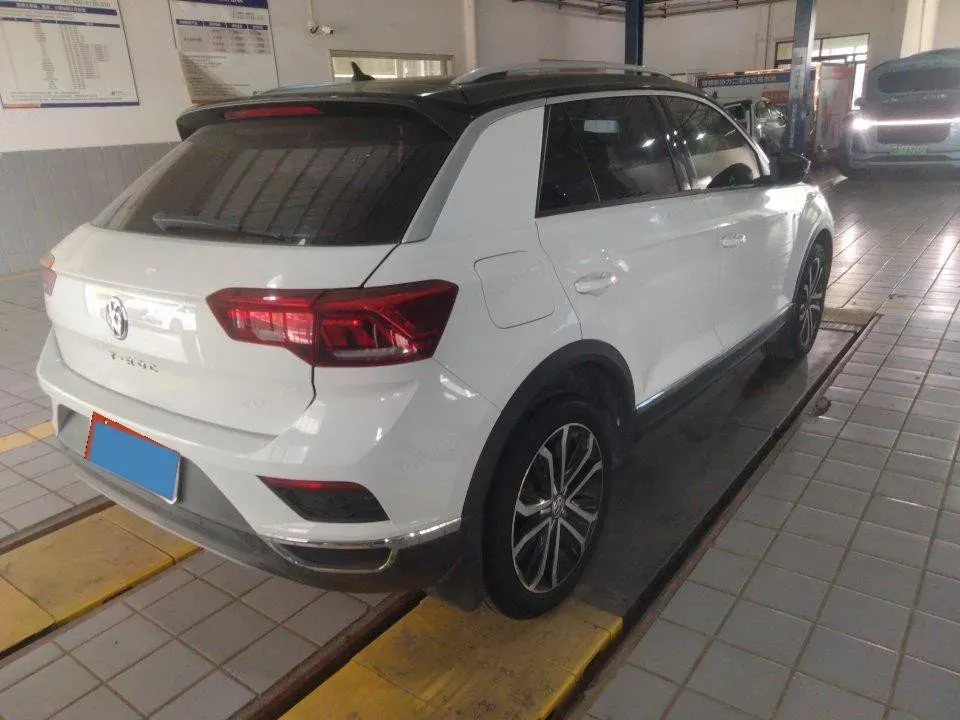 2019 Volkswagen T-Roc 1.4T 150HP L4 7DCT,autocango,china used car exporter,china ev exporter,chinese used car exporter,chinese used ev exporter