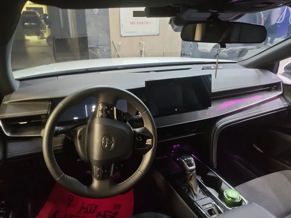 2026 Toyota Camry 2.0L 152HP L4 E-CVT Hybrid,autocango,china used car exporter,china ev exporter,chinese used car exporter,chinese used ev exporter