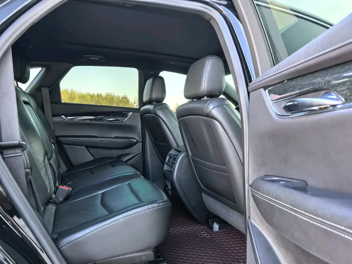 2020 Cadillac XT5 2.0T 241HP L4 9AT,autocango,china used car exporter,china ev exporter,chinese used car exporter,chinese used ev exporter