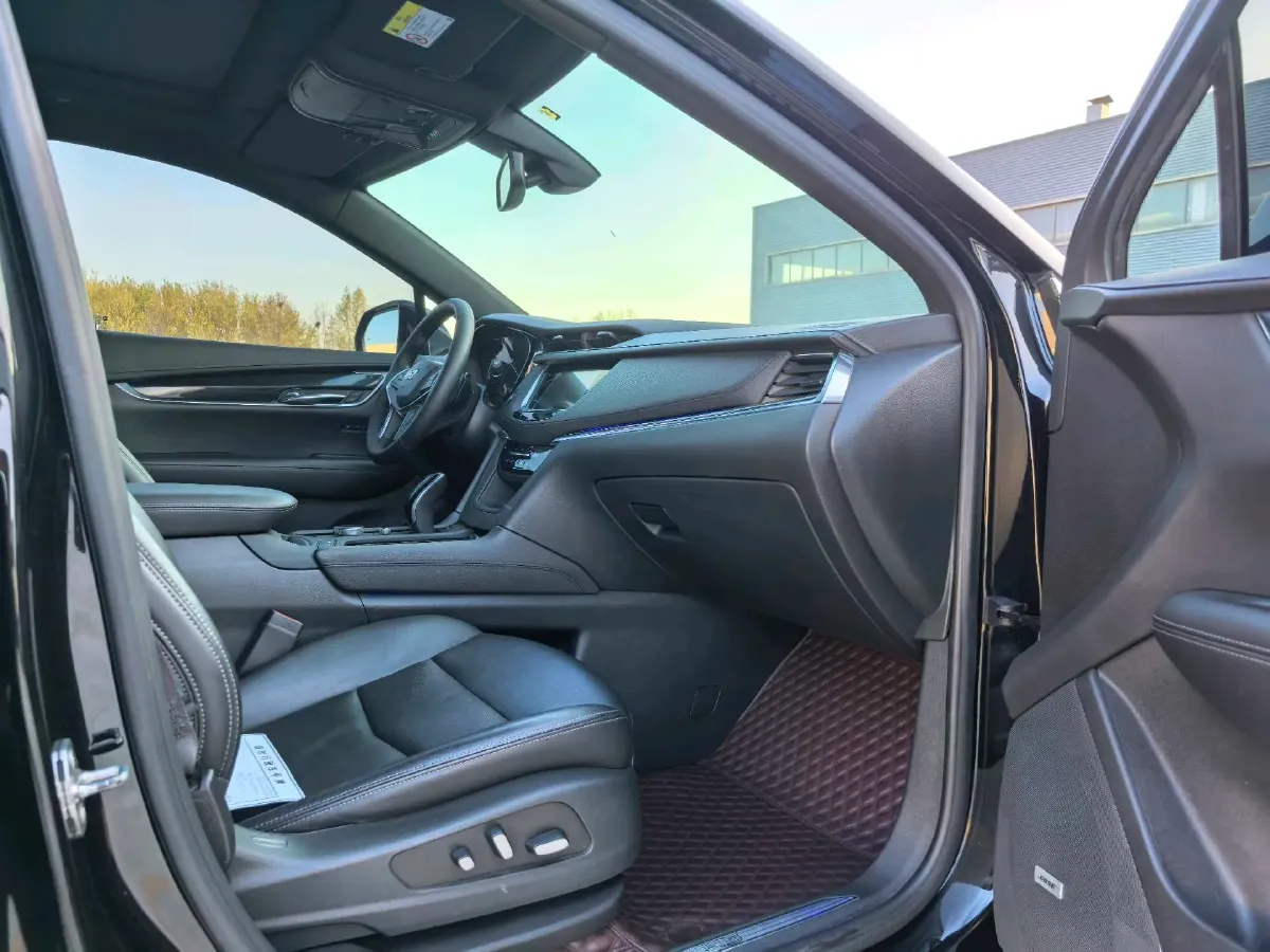 2020 Cadillac XT5 2.0T 241HP L4 9AT,autocango,china used car exporter,china ev exporter,chinese used car exporter,chinese used ev exporter