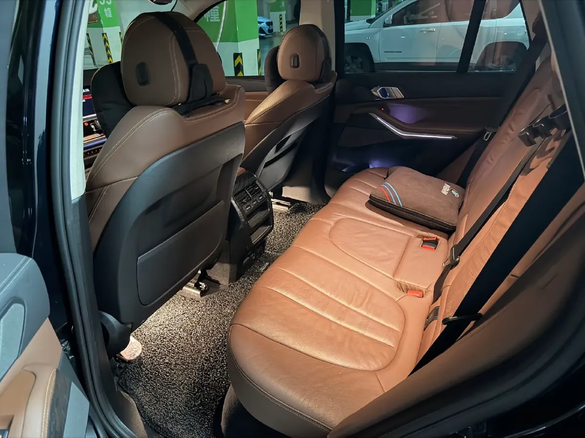 2021 BMW X5 3.0T 340HP L6 8AT,autocango,china used car exporter,china ev exporter,chinese used car exporter,chinese used ev exporter