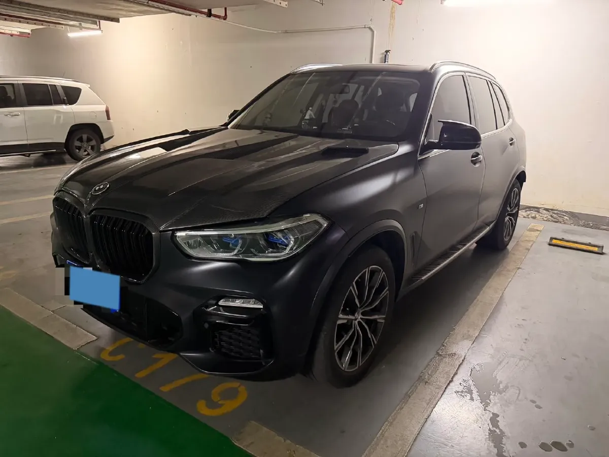 2021 BMW X5 3.0T 340HP L6 8AT,autocango,china used car exporter,china ev exporter,chinese used car exporter,chinese used ev exporter