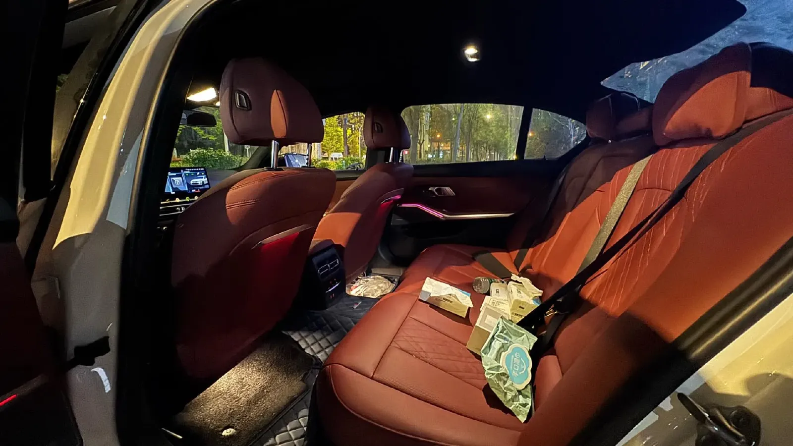 2023 BMW 3 Series 2.0T 245HP L4 8AT,autocango,china used car exporter,china ev exporter,chinese used car exporter,chinese used ev exporter