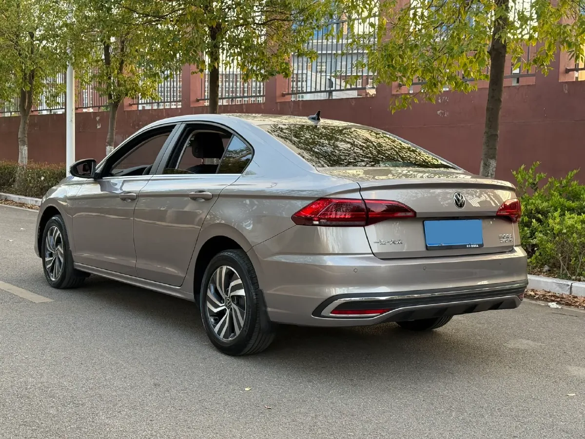 2025 Volkswagen Bora 1.4T 150HP L4 7DCT,autocango,china used car exporter,china ev exporter,chinese used car exporter,chinese used ev exporter