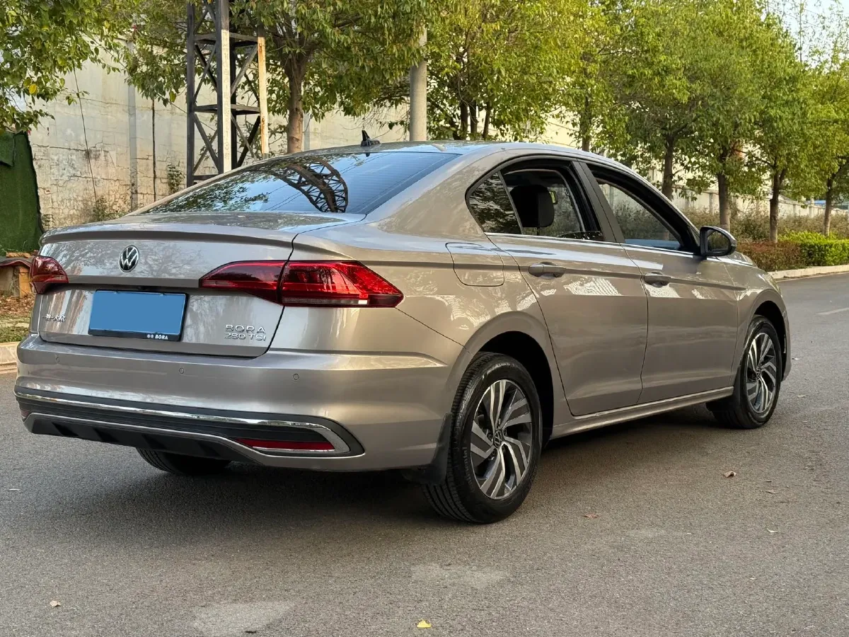2025 Volkswagen Bora 1.4T 150HP L4 7DCT,autocango,china used car exporter,china ev exporter,chinese used car exporter,chinese used ev exporter