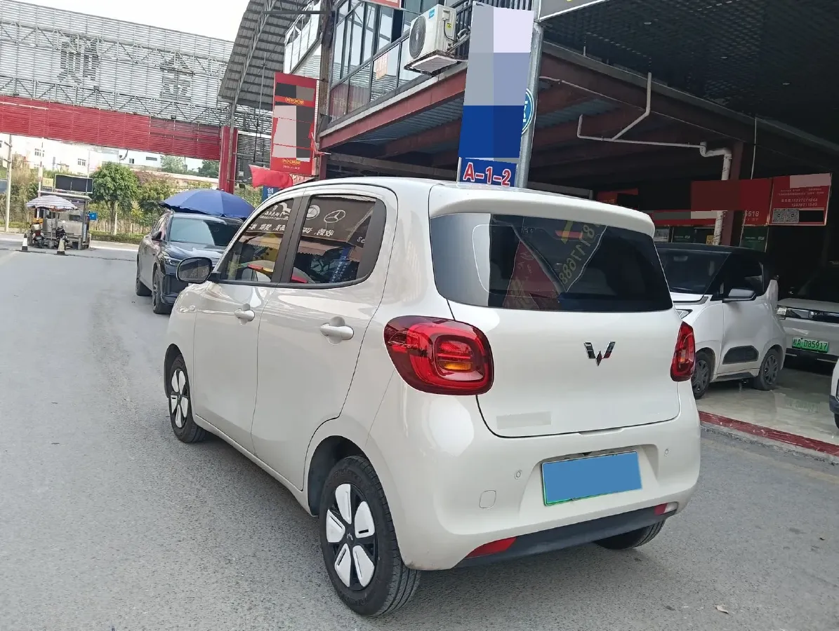 2025 WuLing HongGuang MINI EV BEV 16.2KWH,autocango,china used car exporter,china ev exporter,chinese used car exporter,chinese used ev exporter