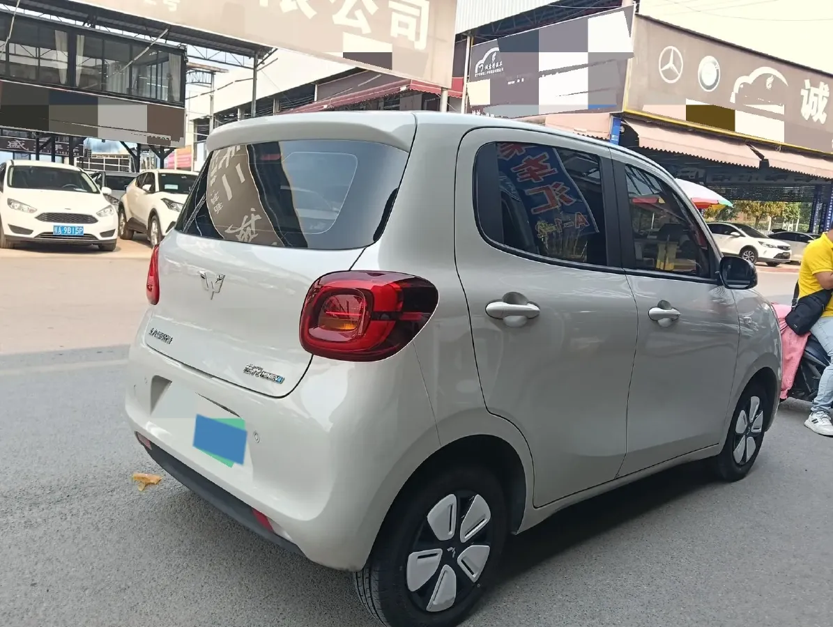 2025 WuLing HongGuang MINI EV BEV 16.2KWH,autocango,china used car exporter,china ev exporter,chinese used car exporter,chinese used ev exporter