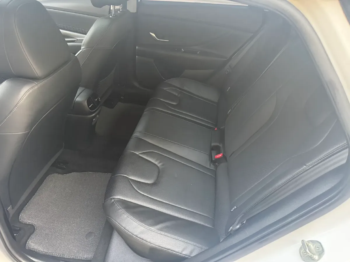 2022 Hyundai Elantra 1.5L 115HP L4 CVT,autocango,china used car exporter,china ev exporter,chinese used car exporter,chinese used ev exporter