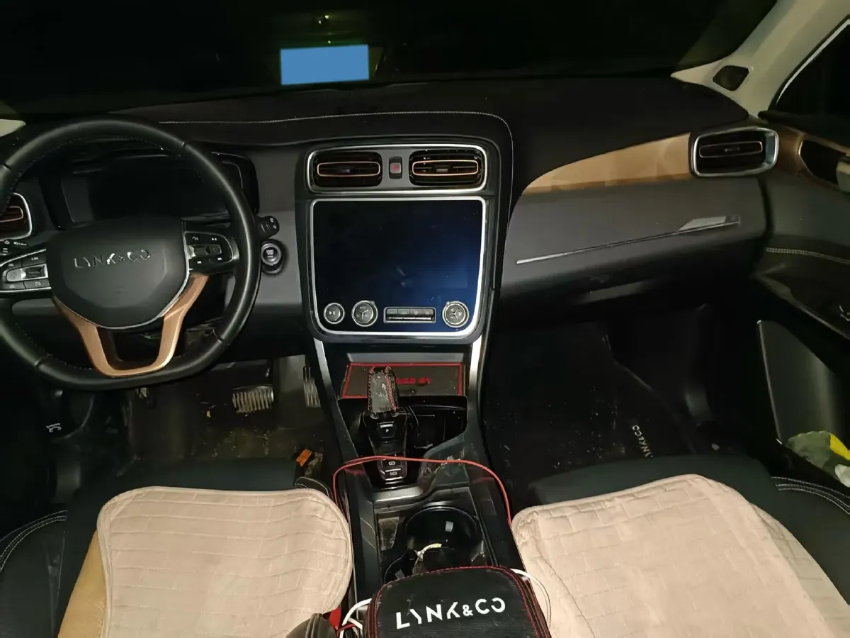 2019 Beijing BJ40 2.0T 218HP L4 6AT,autocango,china used car exporter,china ev exporter,chinese used car exporter,chinese used ev exporter