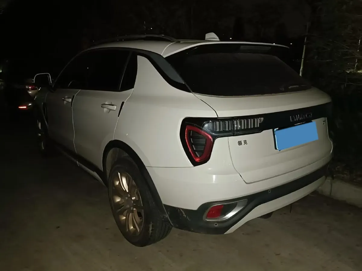 2019 Beijing BJ40 2.0T 218HP L4 6AT,autocango,china used car exporter,china ev exporter,chinese used car exporter,chinese used ev exporter