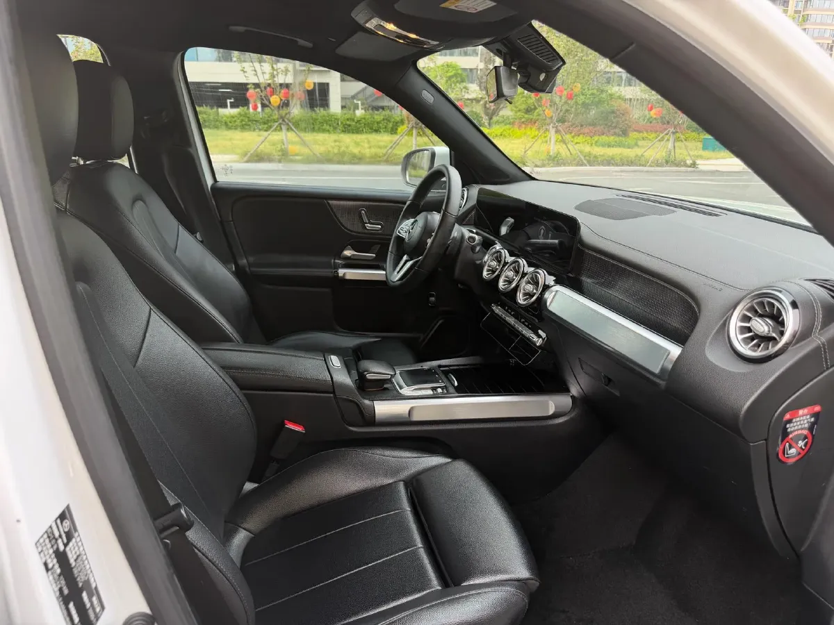 2021 Mercedes-Benz GLB Class 1.3T 163HP L4 7DCT,autocango,china used car exporter,china ev exporter,chinese used car exporter,chinese used ev exporter