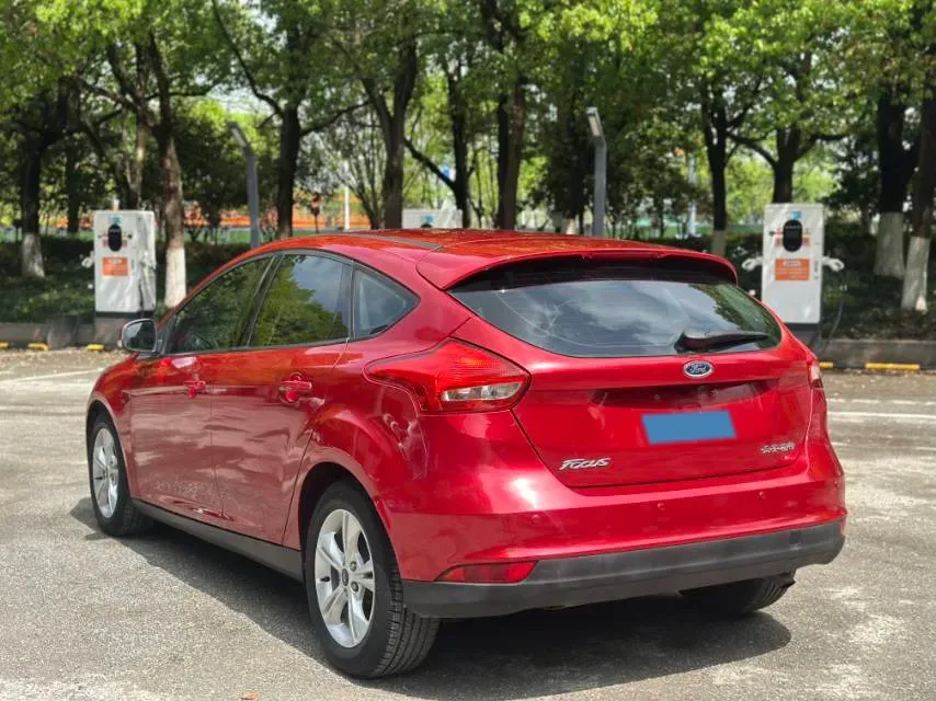 2017 Ford Focus 1.6L 125HP L4 6DCT,autocango,china used car exporter,china ev exporter,chinese used car exporter,chinese used ev exporter
