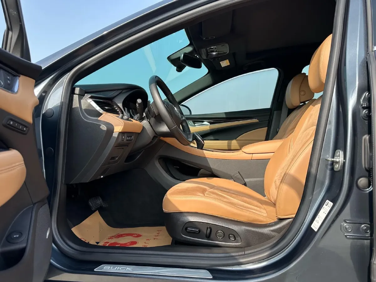2020 Buick Larcosse 2.0T 237HP L4 9AT,autocango,china used car exporter,china ev exporter,chinese used car exporter,chinese used ev exporter