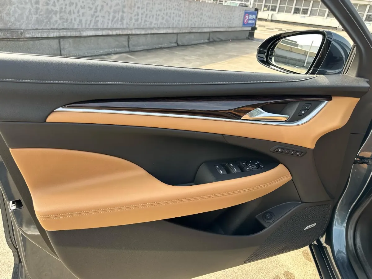 2020 Buick Larcosse 2.0T 237HP L4 9AT,autocango,china used car exporter,china ev exporter,chinese used car exporter,chinese used ev exporter