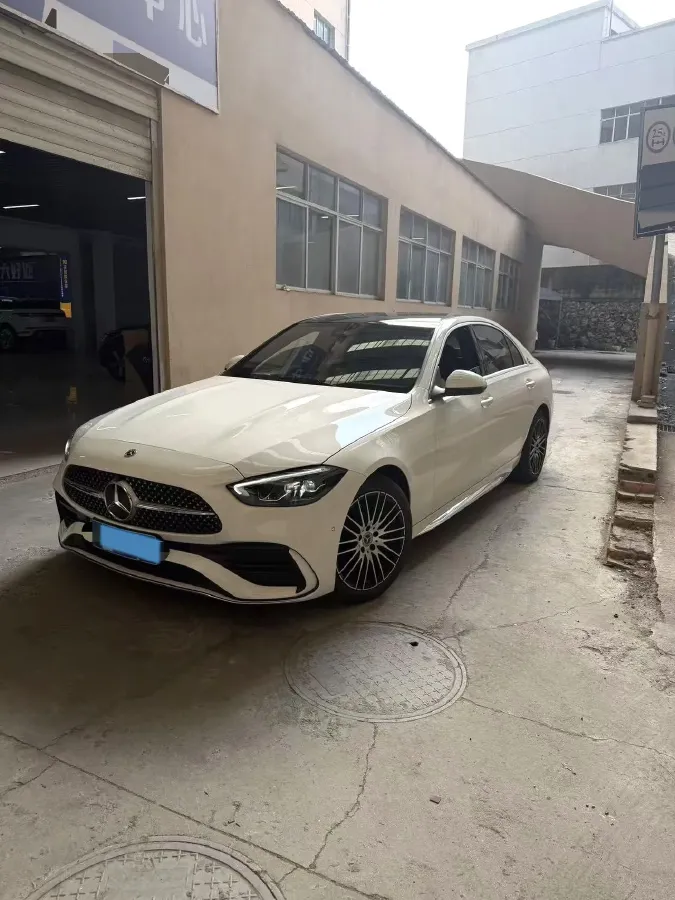 2025 Mercedes-Benz C Class 1.5T 204HP L4 9AT,autocango,china used car exporter,china ev exporter,chinese used car exporter,chinese used ev exporter