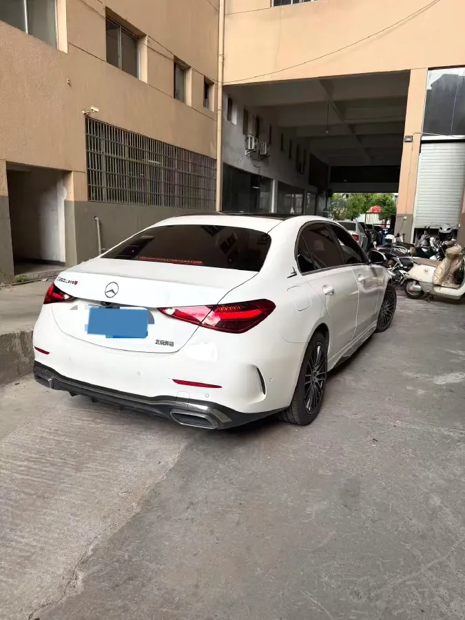 2025 Mercedes-Benz C Class 1.5T 204HP L4 9AT,autocango,china used car exporter,china ev exporter,chinese used car exporter,chinese used ev exporter