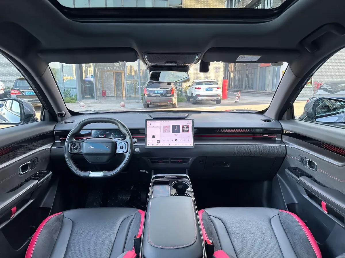 2022 Jetour DASHING 1.6T 197HP L4 7DCT,autocango,china used car exporter,china ev exporter,chinese used car exporter,chinese used ev exporter