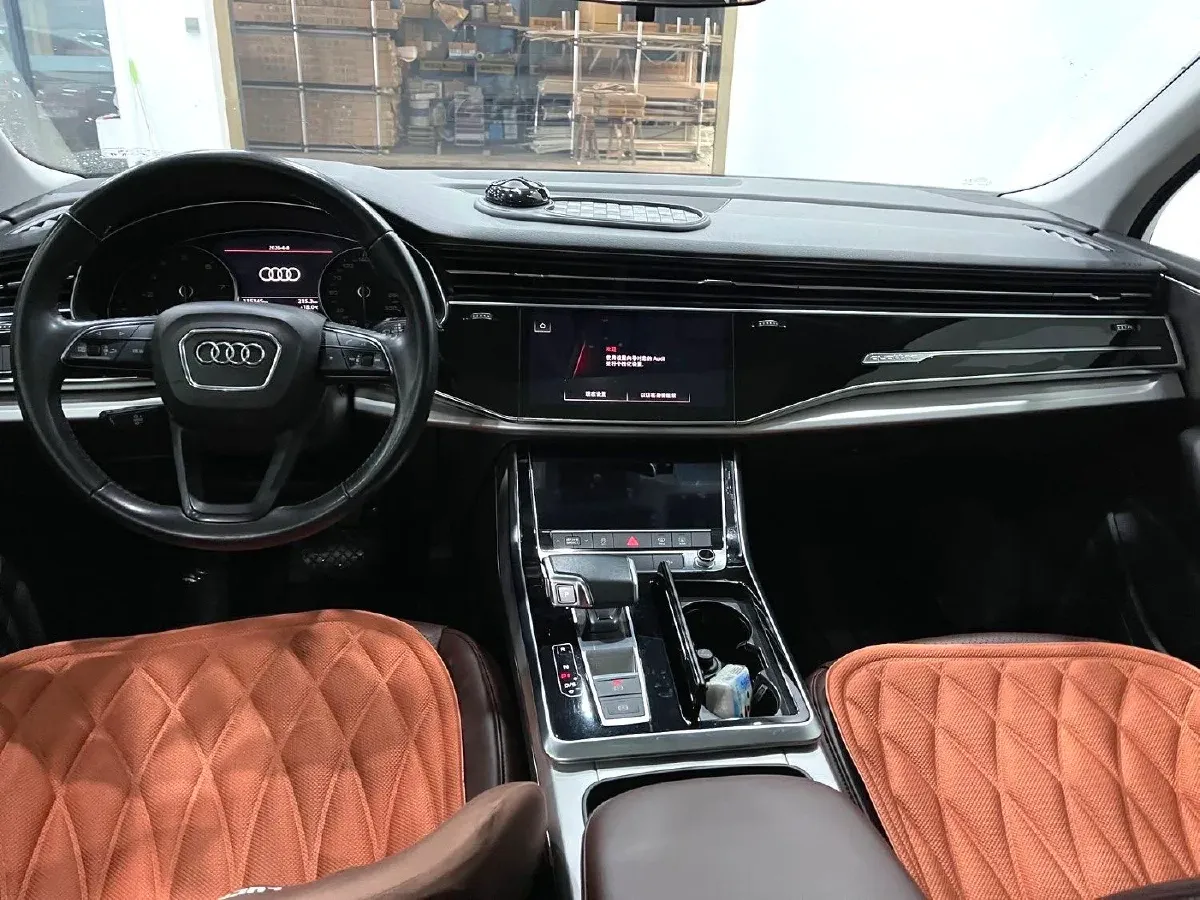 2020 Audi Q7 2.0T 245HP L4 8AT,autocango,china used car exporter,china ev exporter,chinese used car exporter,chinese used ev exporter